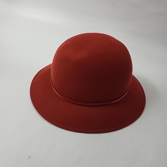 Sus-ELLE Chapelier Vintage Wool Doeskin Felt Hat with Flowers - Picture 4 of 8